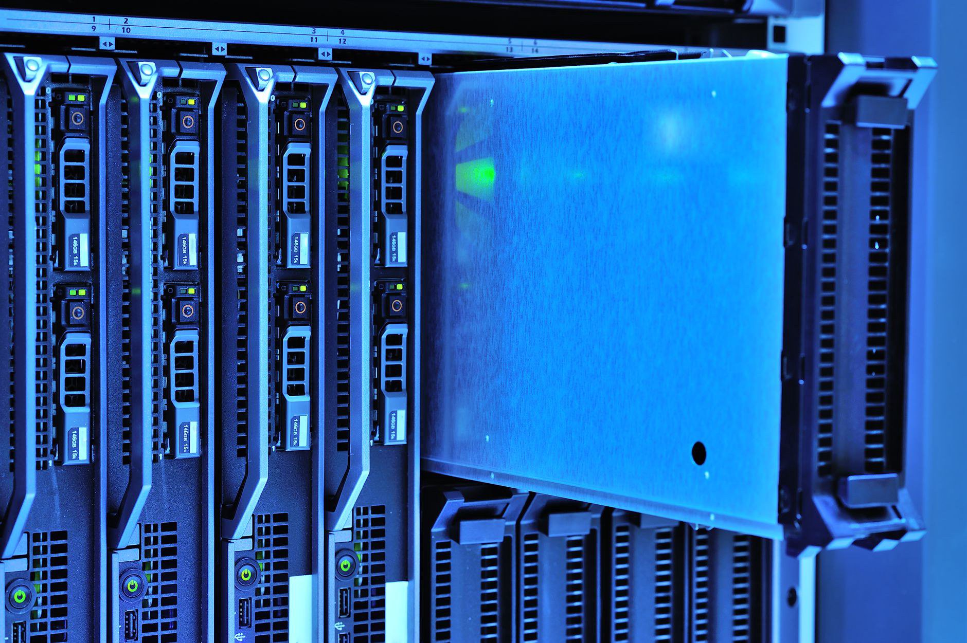 Chọn Hosting Có Backup Tự Động Cho Website Kinh Doanh