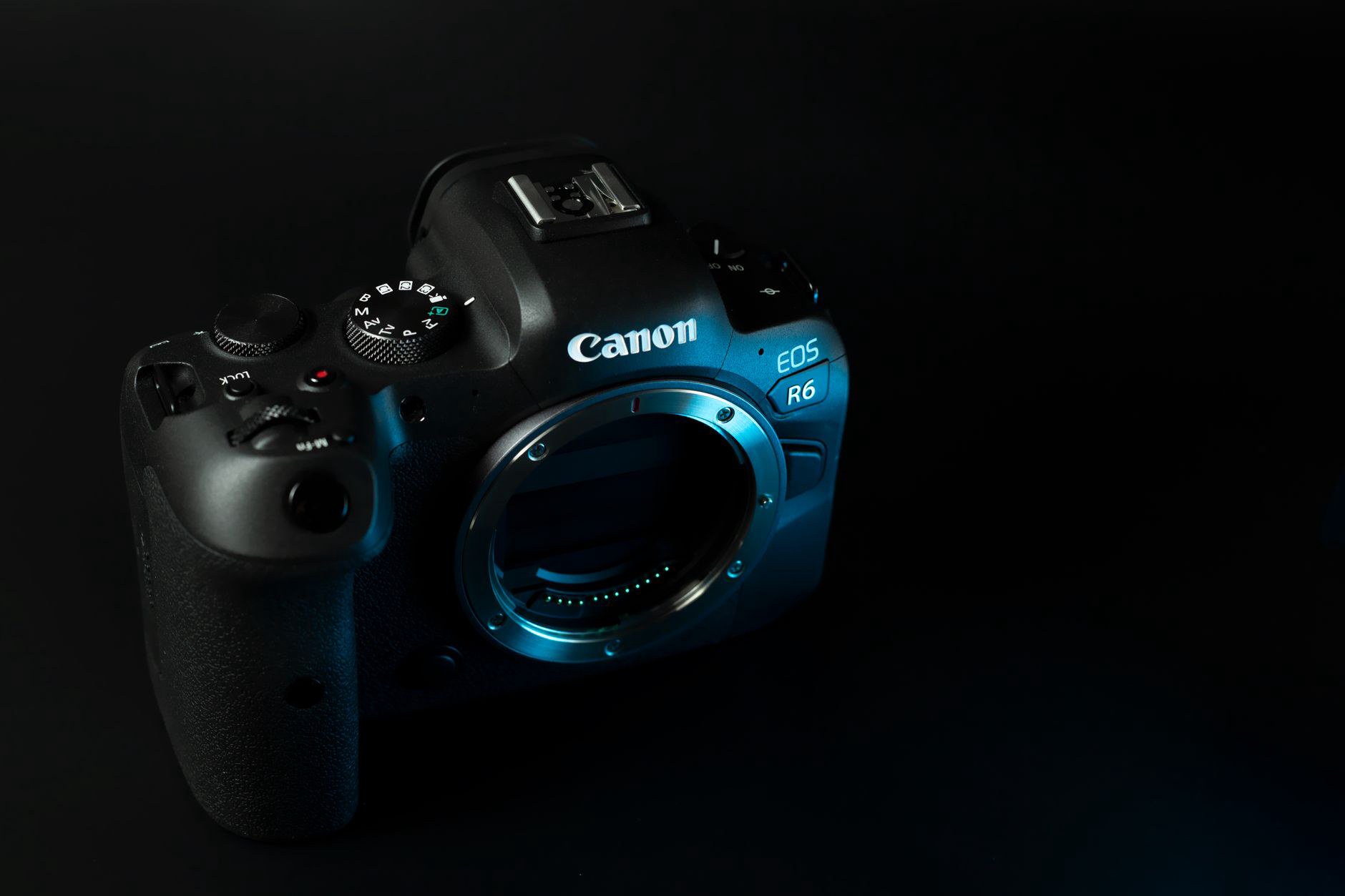 Top 10 camera và thiết bị công nghệ tốt nhất 2026